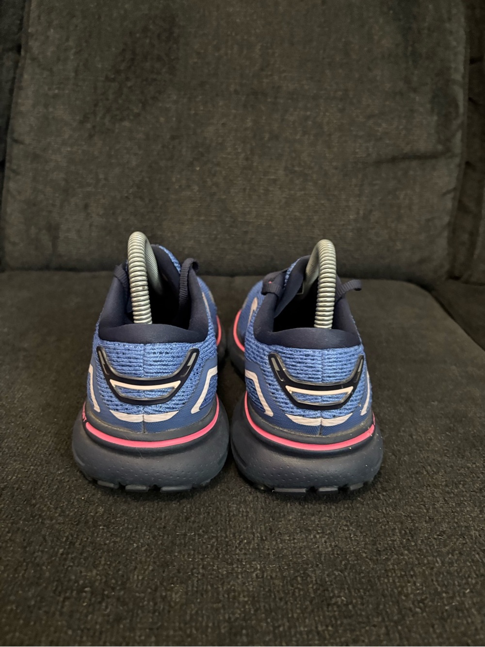 Brooks Ghost 15 Running Shoes Sneakers Womens Size 7.5 Blue Pink Gym Shoes - Picture 4 of 7